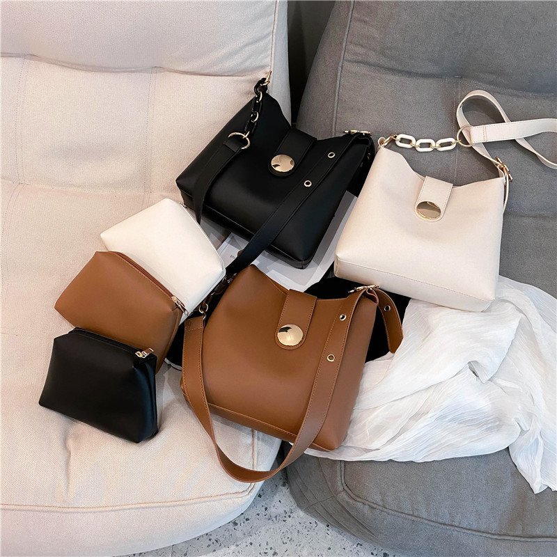 Elegant 2-Piece Women’s Leather Bucket Bag Set