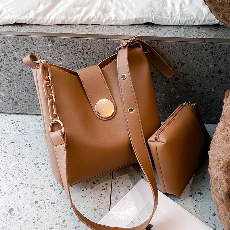 Elegant 2-Piece Women’s Leather Bucket Bag Set
