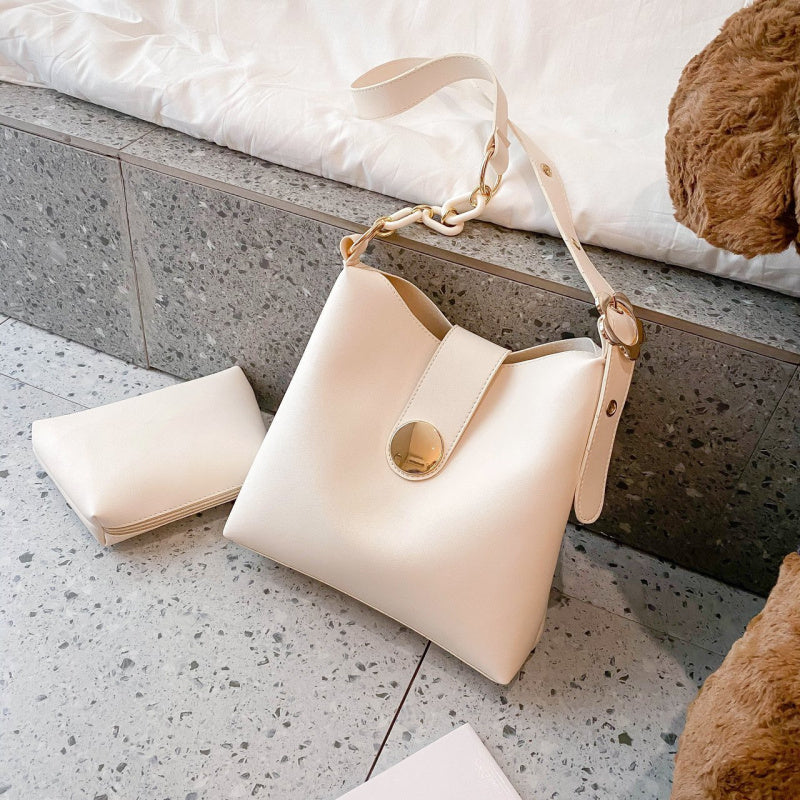 Elegant 2-Piece Women’s Leather Bucket Bag Set
