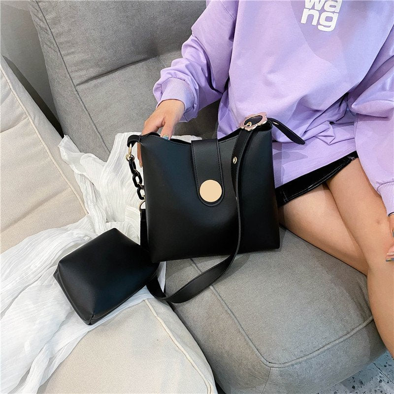 Elegant 2-Piece Women’s Leather Bucket Bag Set